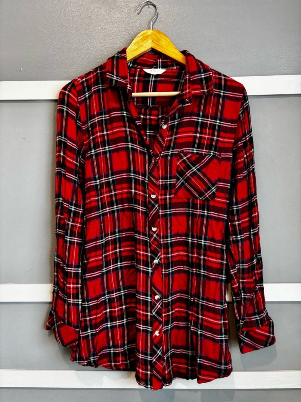 Women’s Red Plaid Button-Up Shirt - Classic Flannel Look
